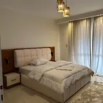 Elegant Palm Trees View 2Bd Apartment At Alrehab City